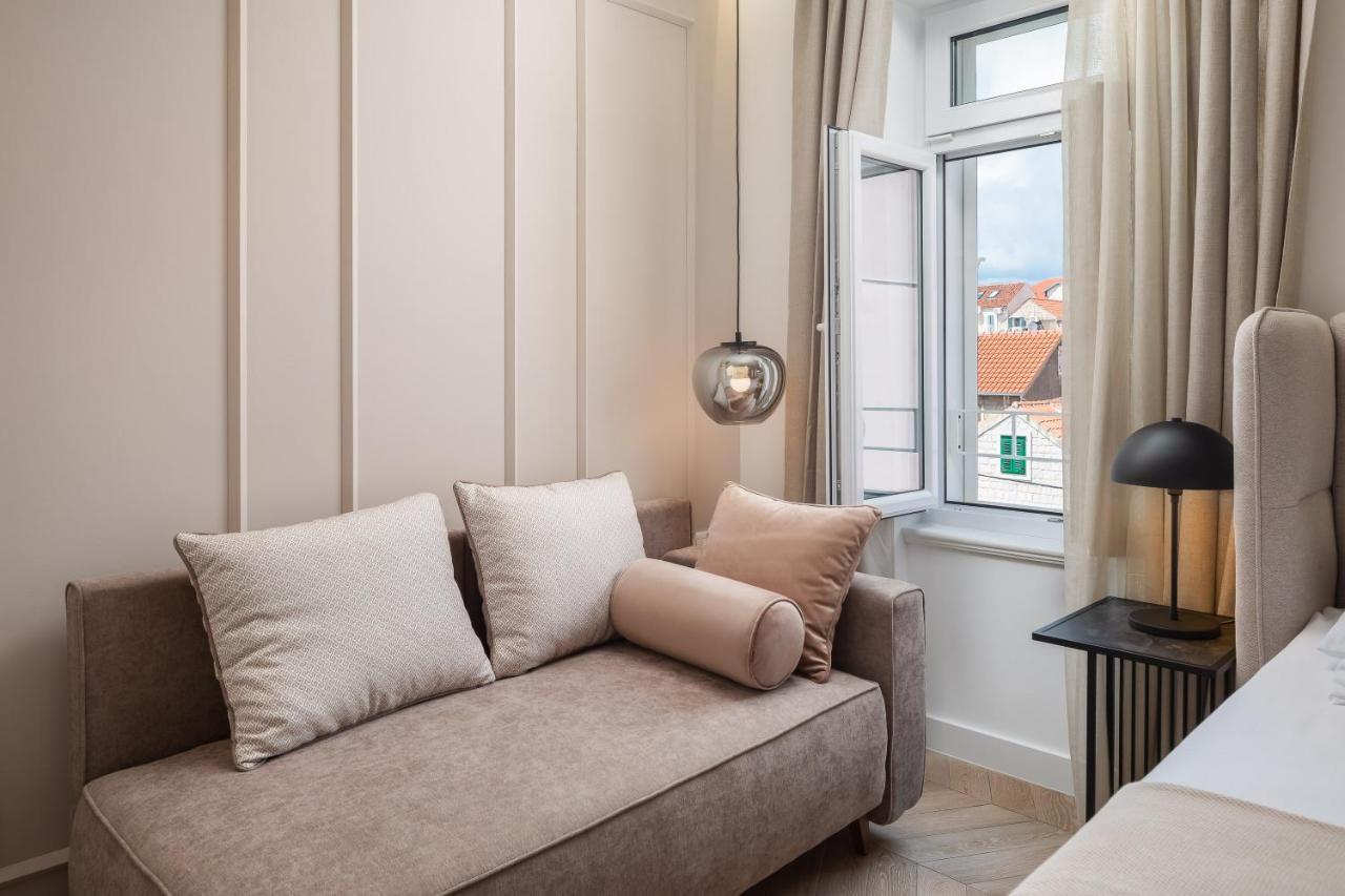Luxury Rooms Le Prestige Few Minutes From Split'S Iconic Waterfront Exterior foto