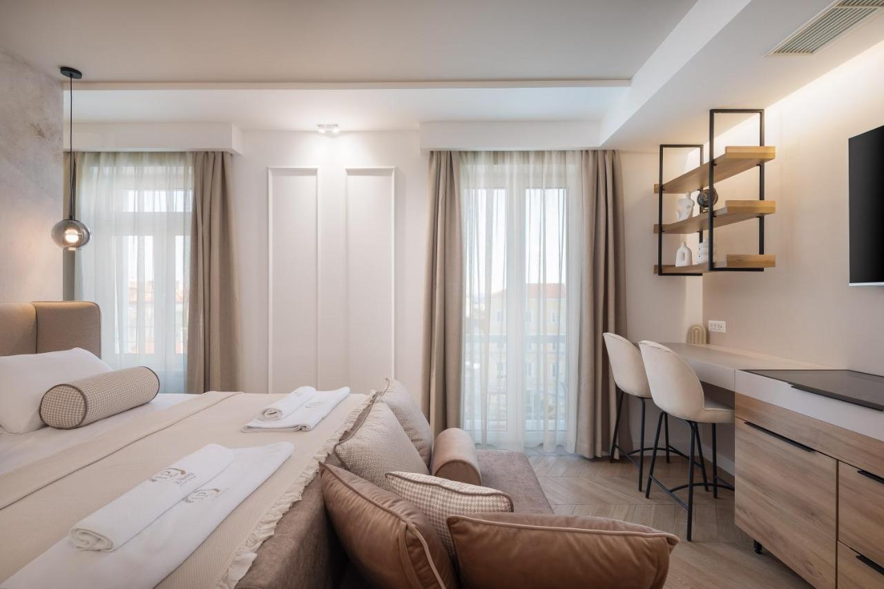 Luxury Rooms Le Prestige Few Minutes From Split'S Iconic Waterfront Exterior foto