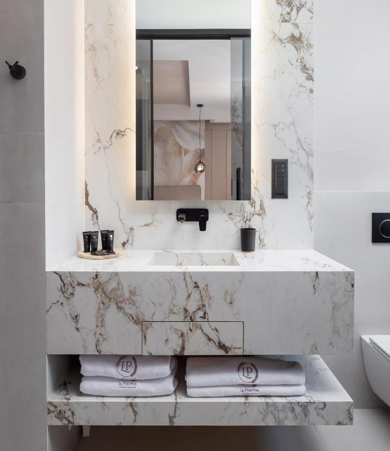 Luxury Rooms Le Prestige Few Minutes From Split'S Iconic Waterfront Exterior foto