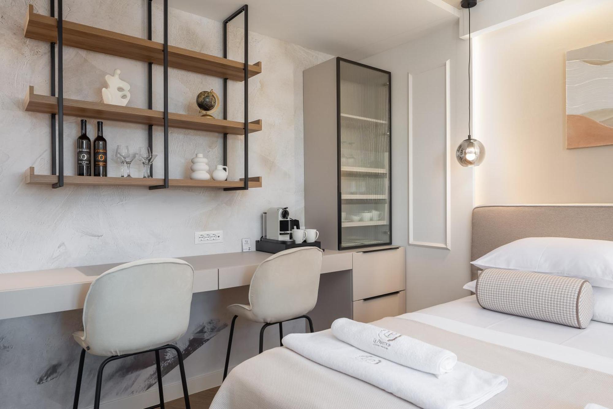 Luxury Rooms Le Prestige Few Minutes From Split'S Iconic Waterfront Exterior foto